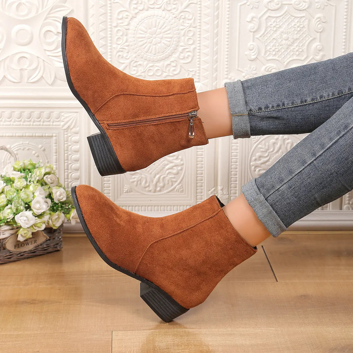 Suede Dr Martens Chunky Heel Short Women's Boots style-haven-vwag8